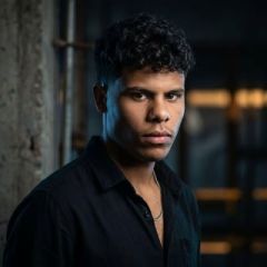 عبد الرحمان عبيزة